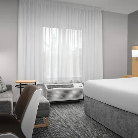 Towneplace Suites By Marriott Franklin Cool Springs Exterior photo