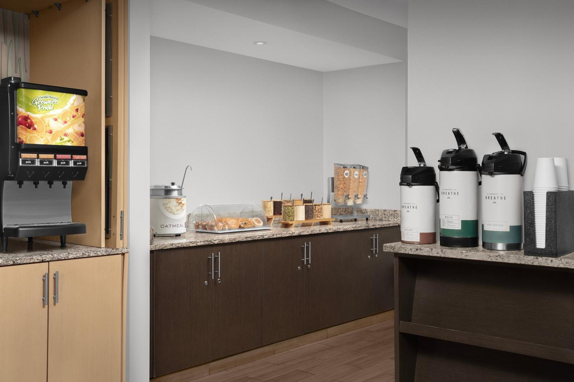 Towneplace By Marriott Cool Springs Hotel 3*
