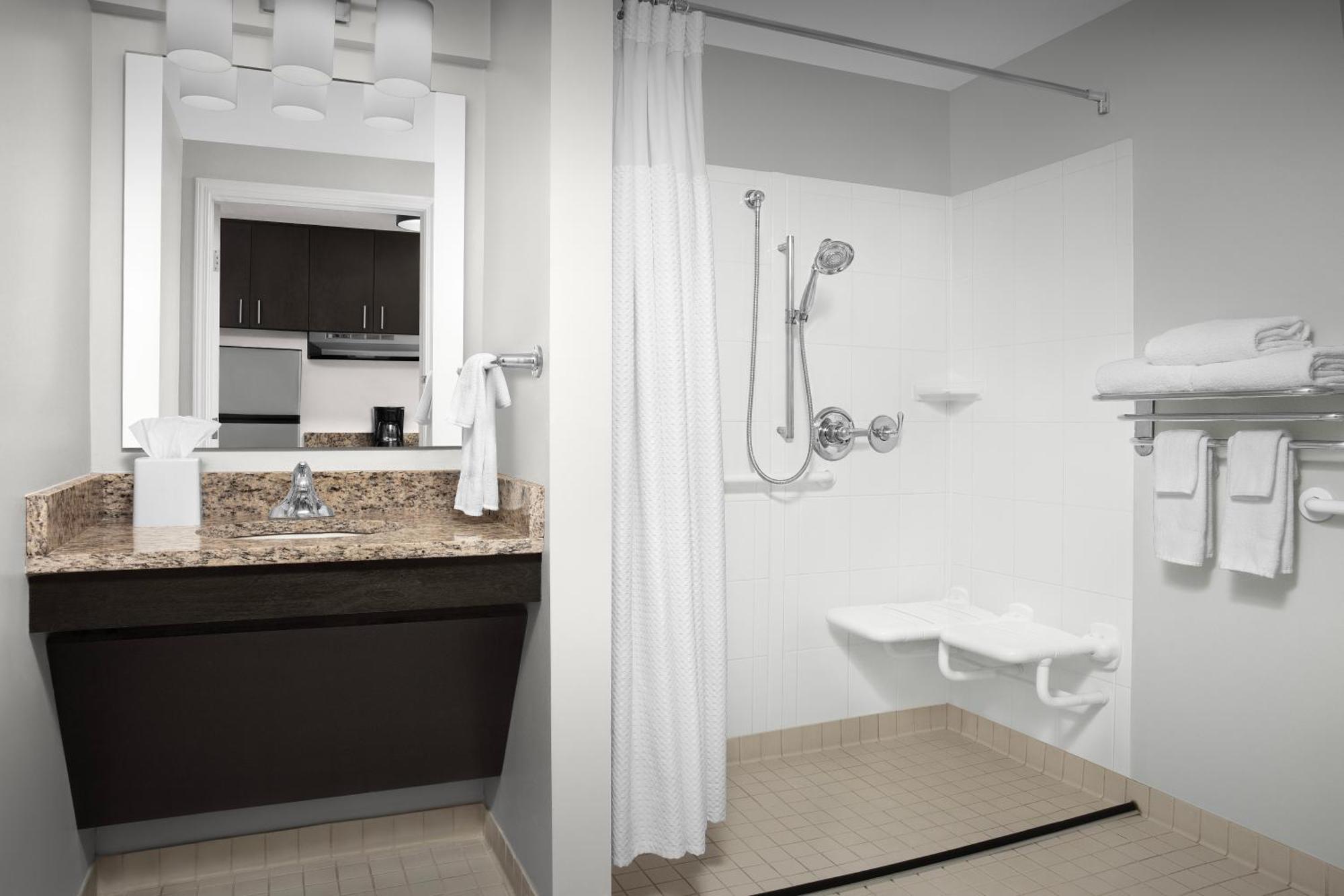 Towneplace By Marriott Cool Springs 3*